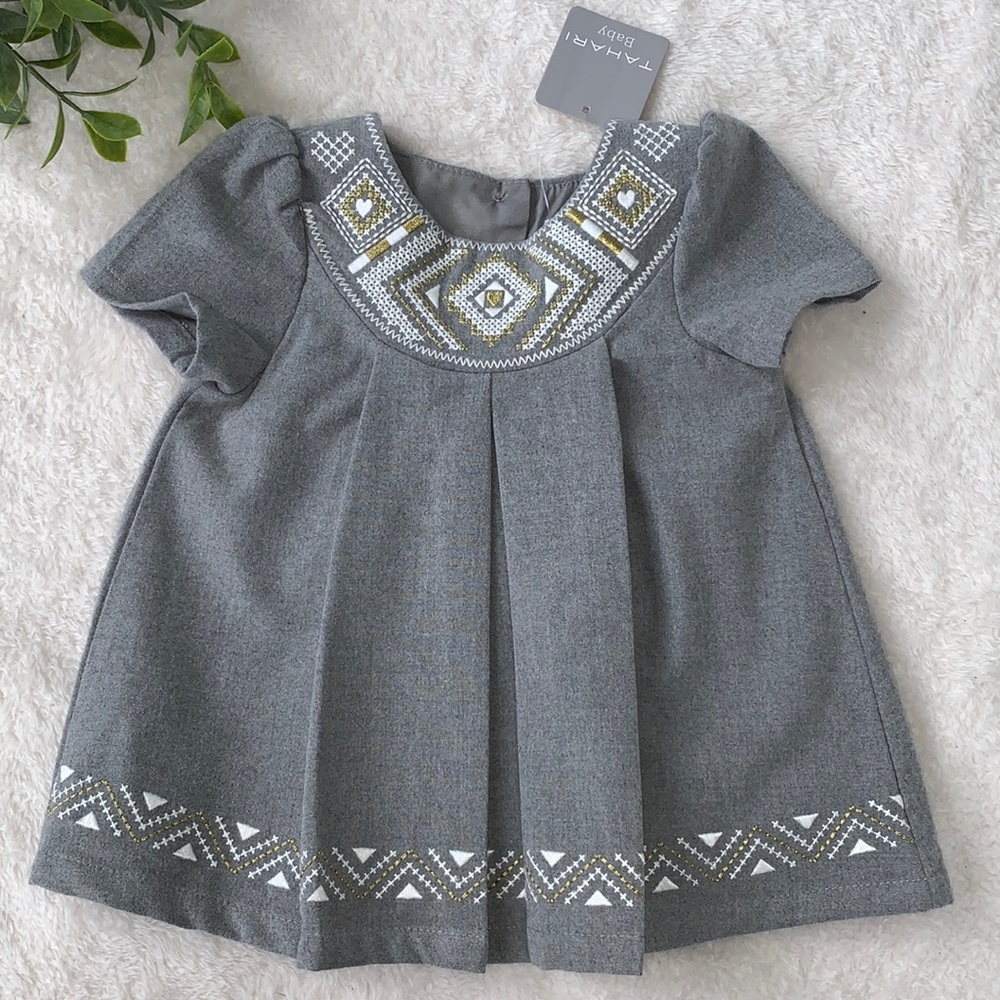 NWT Tahari Baby 3-6M Gray White & Gold Detail Dress